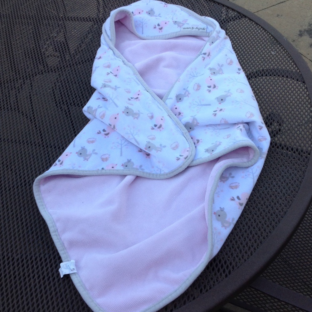 Blankets and beyond hooded bath towel